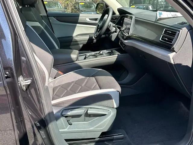 2026 Volkswagen Atlas Peak Edition