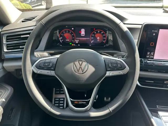2026 Volkswagen Atlas Peak Edition