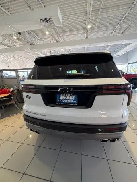 2026 Chevrolet Traverse AWD LT