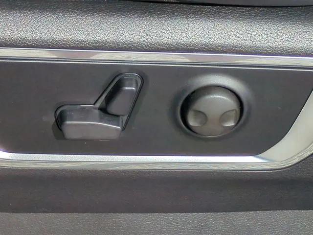 2026 Ram 1500 Laramie Crew Cab 4x4 57 Box