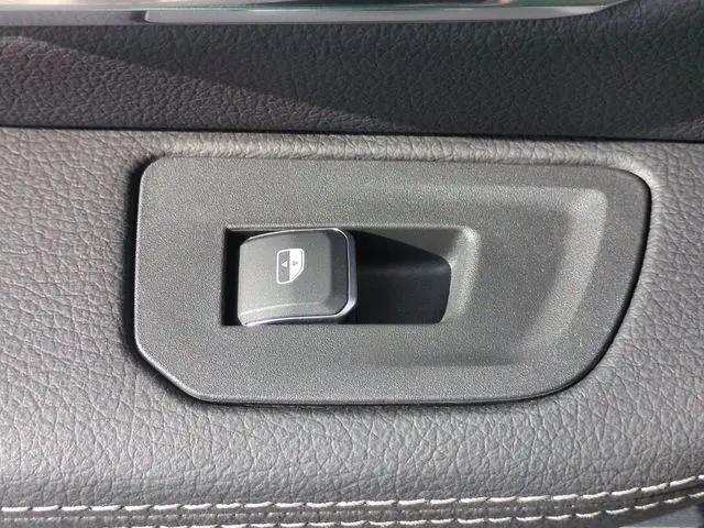 2026 Ram 1500 Laramie Crew Cab 4x4 57 Box