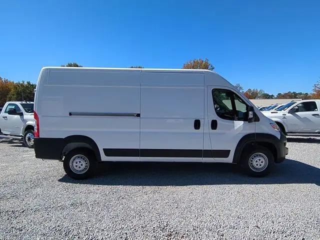 2026 Ram ProMaster Window Van Tradesman