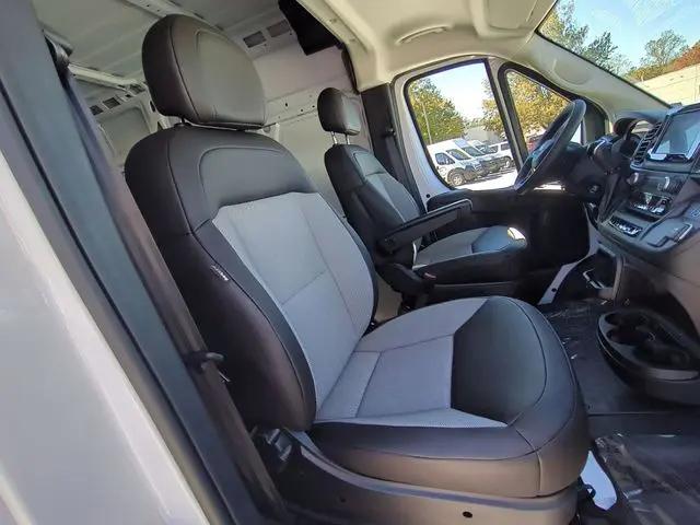 2026 Ram ProMaster Window Van Tradesman