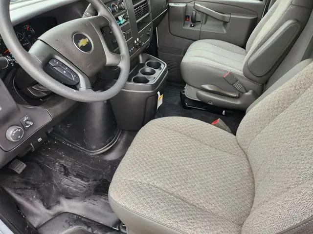 2024 Chevrolet Express Cutaway Work Van