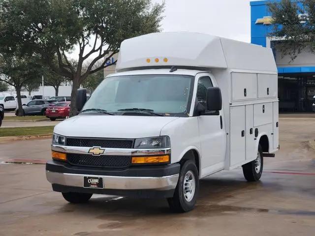 2024 Chevrolet Express Cutaway Work Van