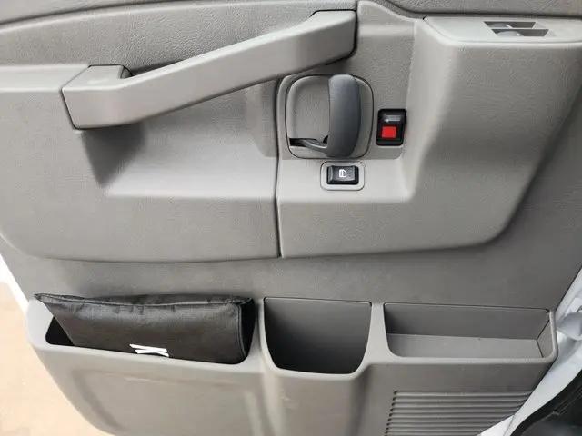 2024 Chevrolet Express Cutaway Work Van