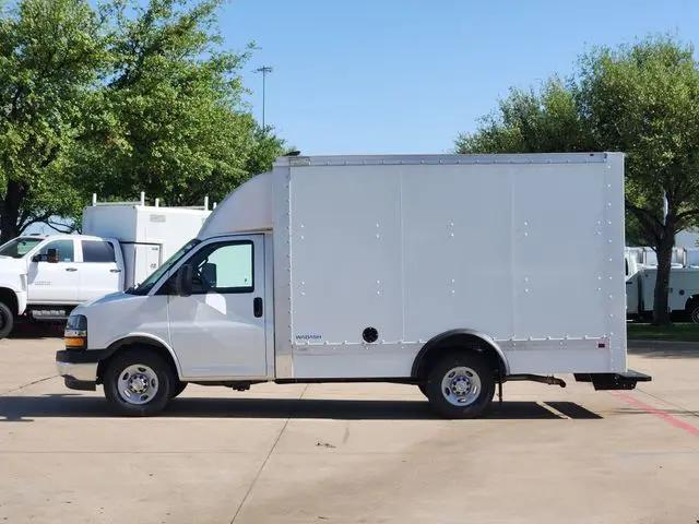 2025 Chevrolet Express Cutaway Work Van
