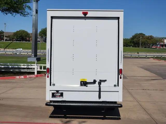 2025 Chevrolet Express Cutaway Work Van