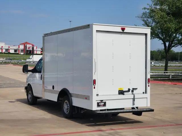 2025 Chevrolet Express Cutaway Work Van