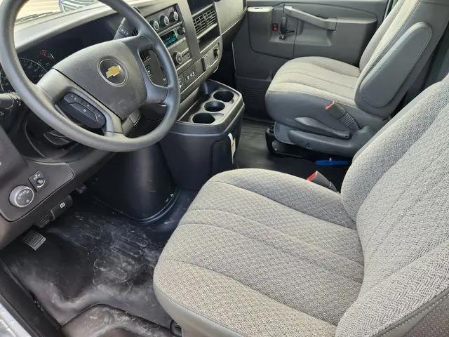 2025 Chevrolet Express Cutaway Work Van
