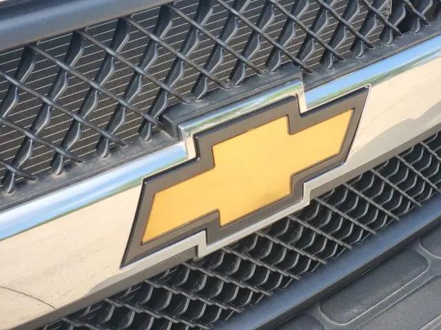 2025 Chevrolet Express Cutaway Work Van