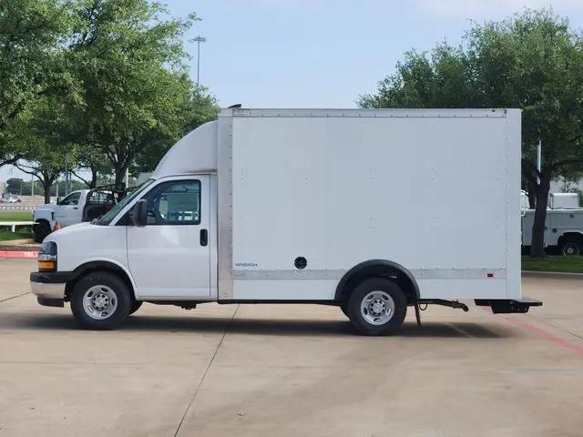 2025 Chevrolet Express Cutaway Work Van