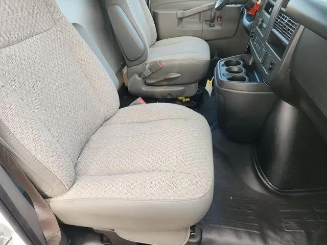 2025 Chevrolet Express Cutaway Work Van