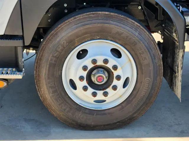 2024 Chevrolet LC 500 7500 XD LCF Diesel