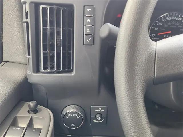 2025 Chevrolet Express Cargo Van RWD 2500 Regular Wheelbase WT