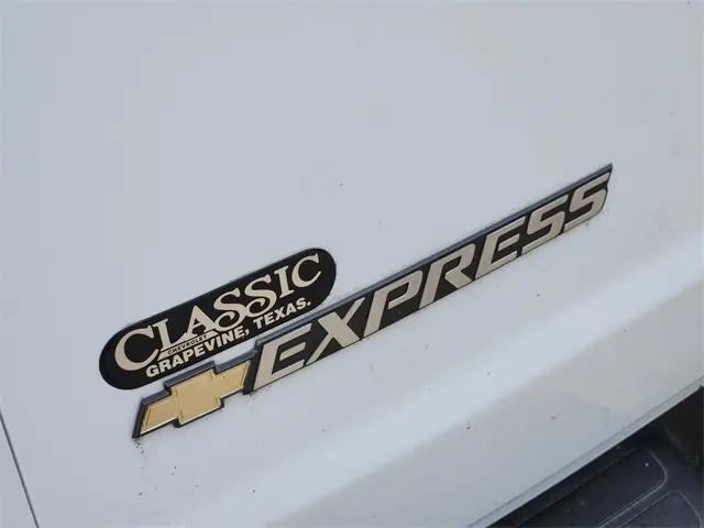 2025 Chevrolet Express Cargo Van RWD 2500 Regular Wheelbase WT