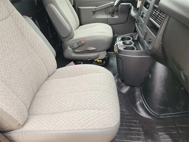 2025 Chevrolet Express Cargo Van RWD 2500 Extended Wheelbase WT