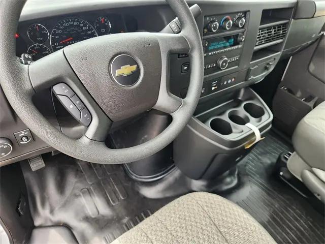2025 Chevrolet Express Cargo Van RWD 2500 Extended Wheelbase WT