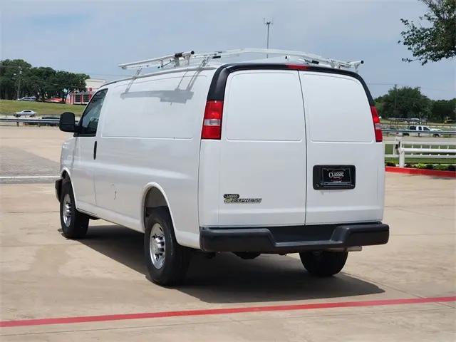 2025 Chevrolet Express Cargo Van RWD 2500 Regular Wheelbase WT