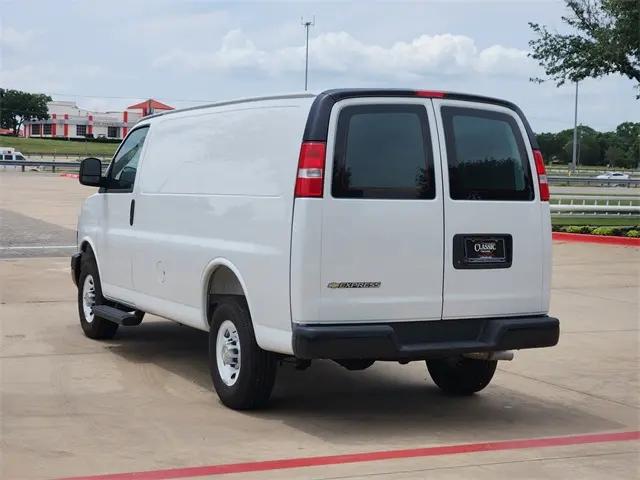 2025 Chevrolet Express Cargo Van RWD 2500 Regular Wheelbase WT