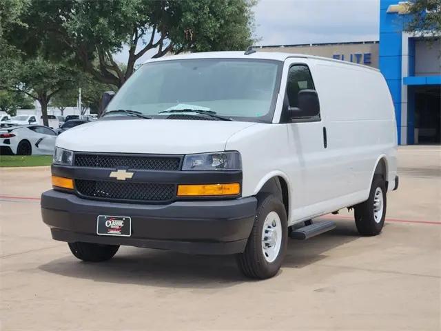 2025 Chevrolet Express Cargo Van RWD 2500 Regular Wheelbase WT