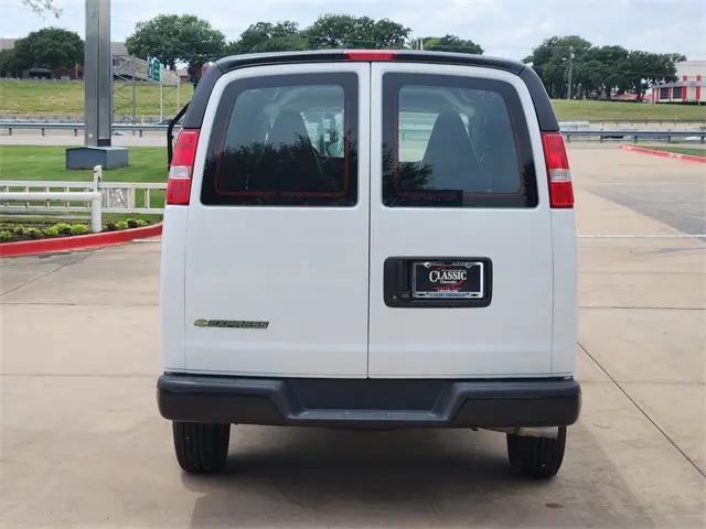2025 Chevrolet Express Cargo Van RWD 2500 Regular Wheelbase WT