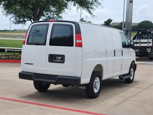 2025 Chevrolet Express Cargo Van RWD 2500 Regular Wheelbase WT