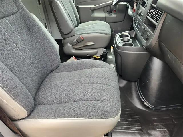 2025 Chevrolet Express Cargo Van RWD 2500 Regular Wheelbase WT