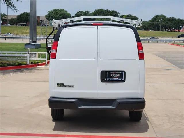2025 Chevrolet Express Cargo Van RWD 2500 Regular Wheelbase WT