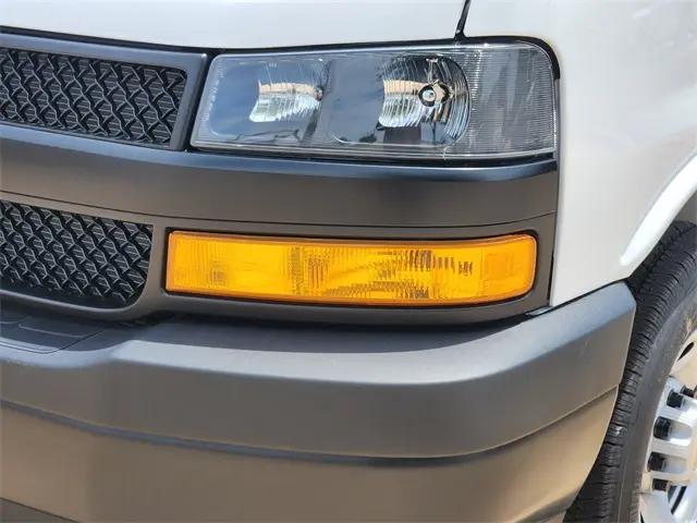 2025 Chevrolet Express Cargo Van RWD 2500 Regular Wheelbase WT