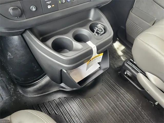 2025 Chevrolet Express Cargo Van RWD 2500 Regular Wheelbase WT