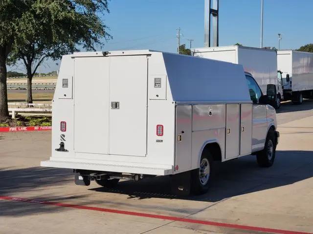 2025 Chevrolet Express Cutaway Work Van