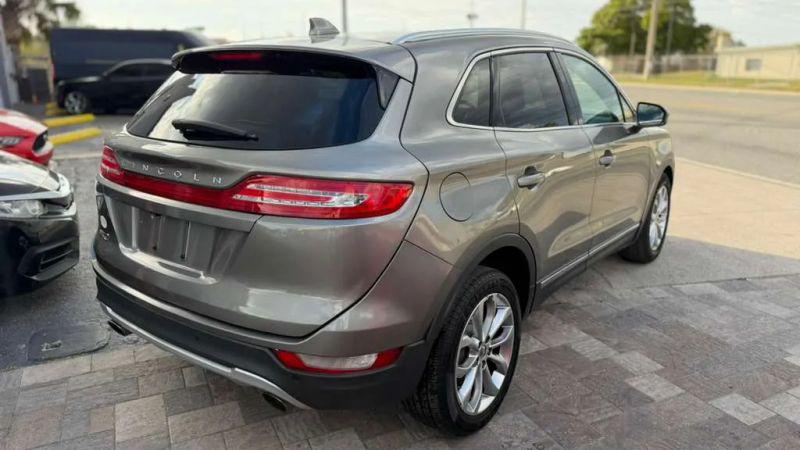 2017 Lincoln MKC Select