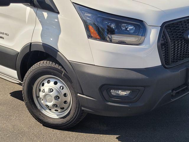 2025 Ford Transit Cutaway Base