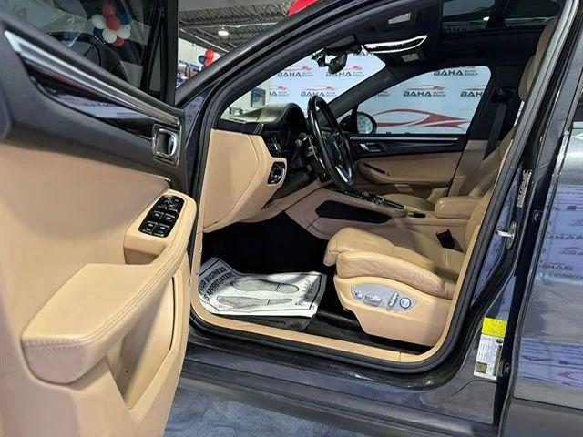 2020 Porsche Macan Base