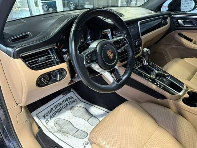 2020 Porsche Macan Base