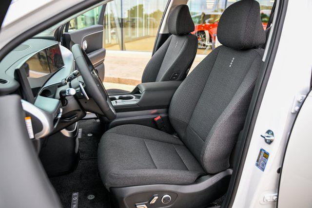 2026 Hyundai IONIQ 9 SE - Photo 10
