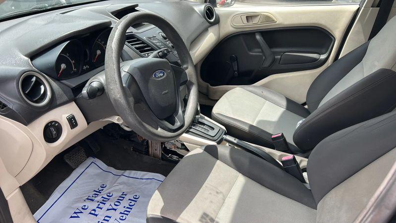 2013 Ford Fiesta S
