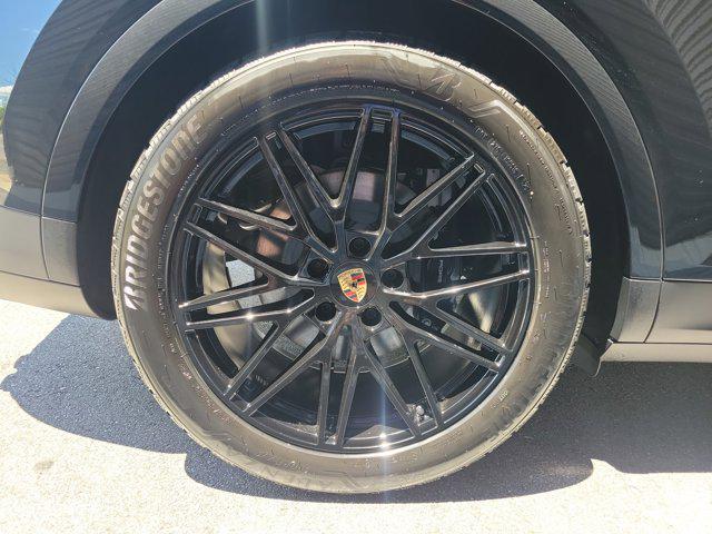 2026 Porsche Cayenne Base