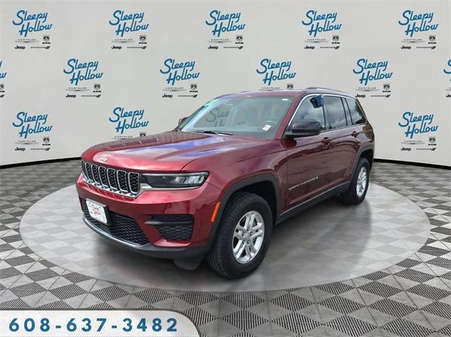 2022 Jeep Grand Cherokee Laredo 4x4