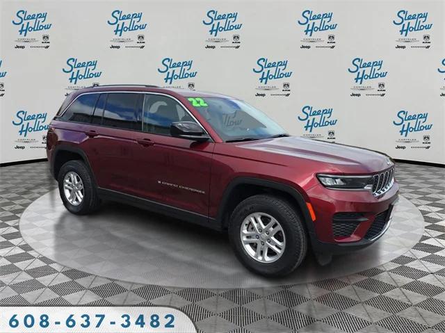 2022 Jeep Grand Cherokee Laredo 4x4
