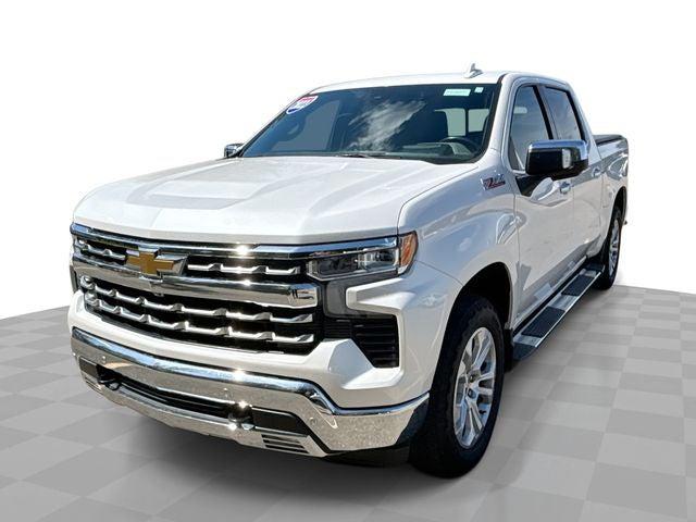 2022 Chevrolet Silverado 1500 4WD Crew Cab Short Bed LTZ