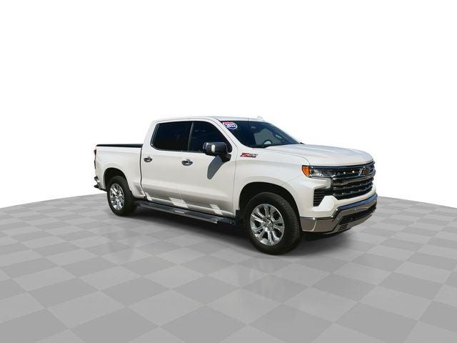 2022 Chevrolet Silverado 1500 4WD Crew Cab Short Bed LTZ