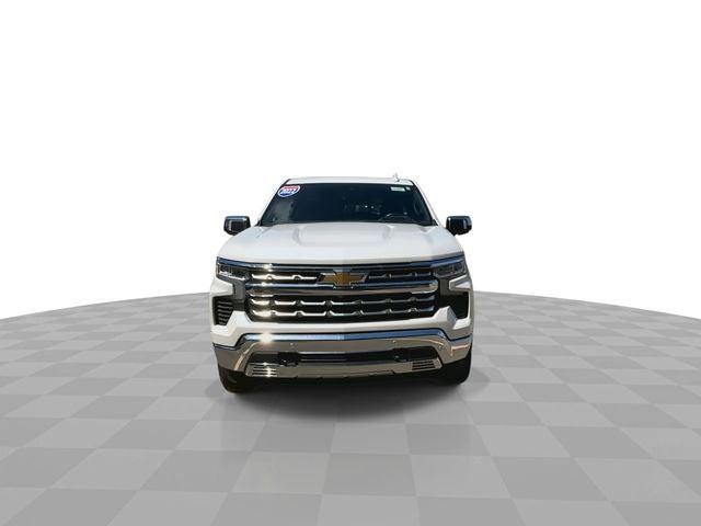 2022 Chevrolet Silverado 1500 4WD Crew Cab Short Bed LTZ