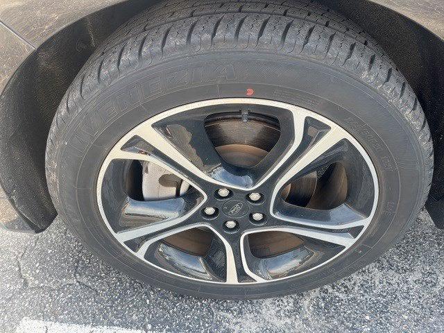 2022 Ford Edge ST