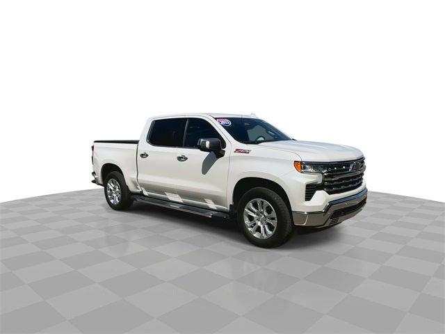 2022 Chevrolet Silverado 1500 4WD Crew Cab Short Bed LTZ