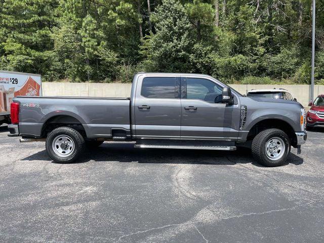 2023 Ford F-350 XLT