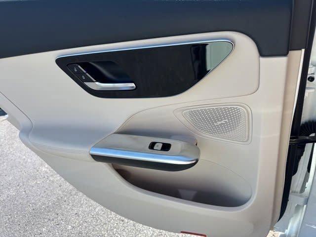 2025 Mercedes-Benz C-CLASS C 300 C 300