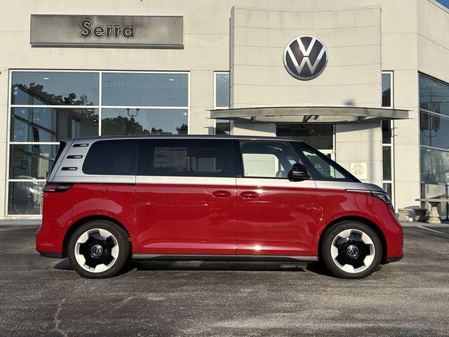 2025 Volkswagen ID. Buzz Pro S Plus with 4MOTION