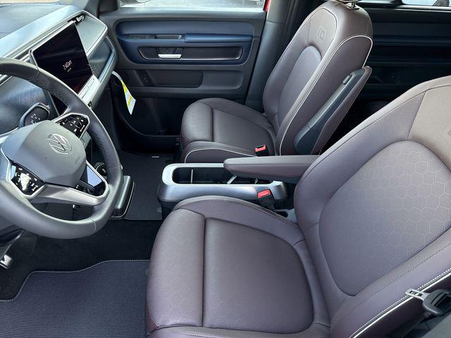 2025 Volkswagen ID. Buzz Pro S Plus with 4MOTION